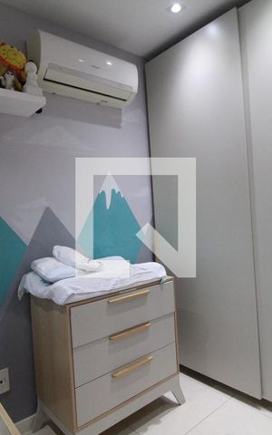 Apartamento à venda com 90m², 3 quartos e 2 vagas Apartamento à venda com 90m², 3 quartos e 2 vagasQuarto 1