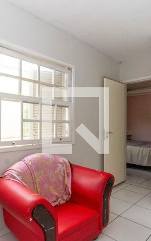 Casa à venda com 151m², 4 quartos e 2 vagas Casa à venda com 151m², 4 quartos e 2 vagasCloset do quarto 1
