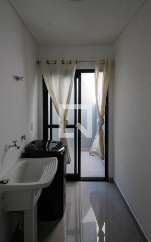 Apartamento para alugar com 28m², 1 quarto e sem vaga Apartamento para alugar com 28m², 1 quarto e sem vagaÁrea de Serviço