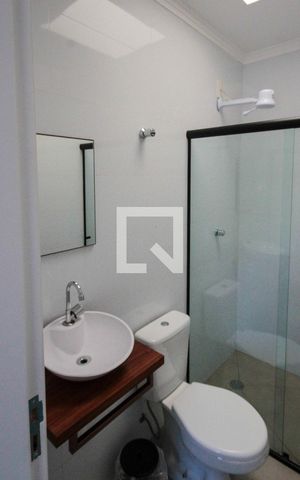 Apartamento para alugar com 28m², 1 quarto e sem vaga Apartamento para alugar com 28m², 1 quarto e sem vagaBanheiro