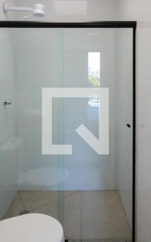Apartamento para alugar com 28m², 1 quarto e sem vaga Apartamento para alugar com 28m², 1 quarto e sem vagaBanheiro