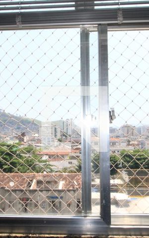 Apartamento à venda com 90m², 3 quartos e 1 vagavista da area de serviço