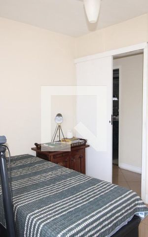 Apartamento à venda com 90m², 3 quartos e 1 vagaQuarto1