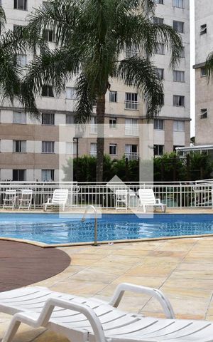 Apartamento para alugar com 51m², 2 quartos e 1 vagaÁrea comum - Piscina