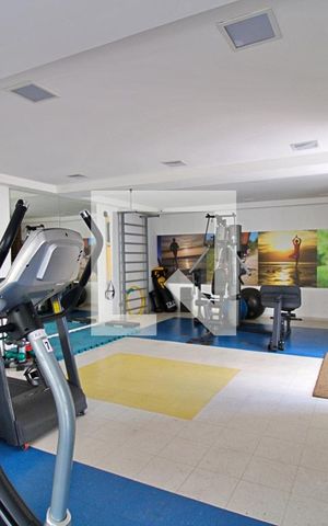 Apartamento à venda com 70m², 2 quartos e 1 vaga Apartamento à venda com 70m², 2 quartos e 1 vagaÁrea comum - Academia