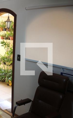 Casa à venda com 400m², 4 quartos e 4 vagasEscritório
