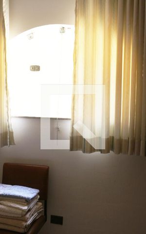 Casa à venda com 400m², 4 quartos e 4 vagasQuarto de Serviço