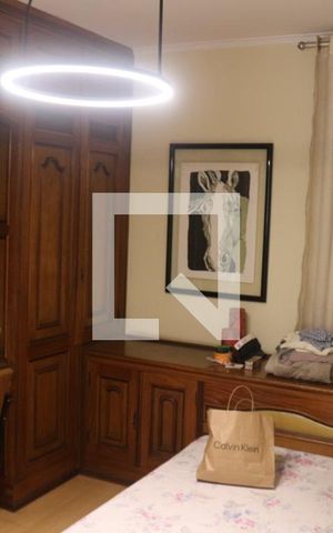 Casa à venda com 400m², 4 quartos e 4 vagasSuíte 2