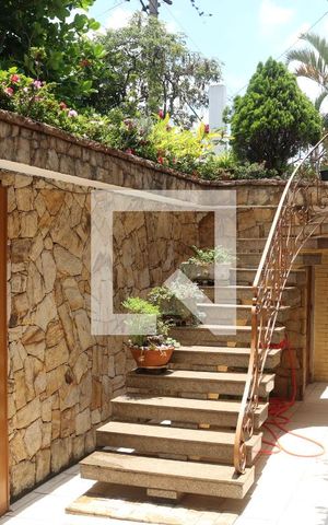 Casa à venda com 400m², 4 quartos e 4 vagasGaragem