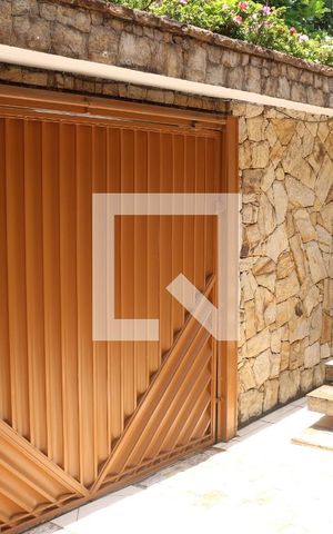 Casa à venda com 400m², 4 quartos e 4 vagasGaragem