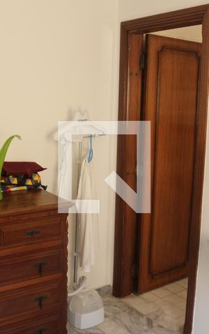 Casa à venda com 400m², 4 quartos e 4 vagasQuarto de Serviço