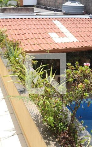 Casa à venda com 400m², 4 quartos e 4 vagasSacada