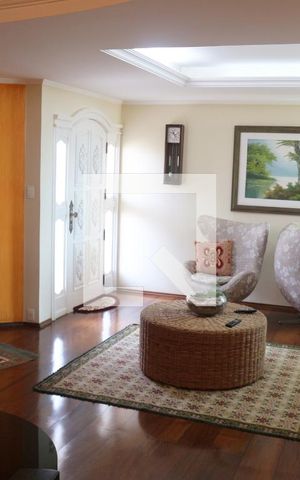 Casa à venda com 400m², 4 quartos e 4 vagasSala