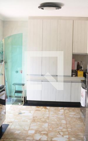 Casa à venda com 400m², 4 quartos e 4 vagasCozinha