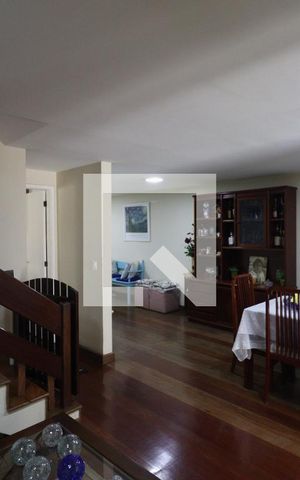 Casa de condomínio à venda com 175m², 4 quartos e 1 vagaSala 2