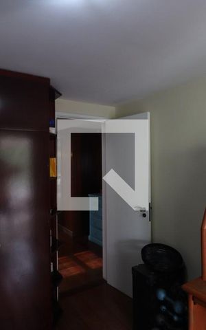 Casa de condomínio à venda com 175m², 4 quartos e 1 vagaQuarto 2