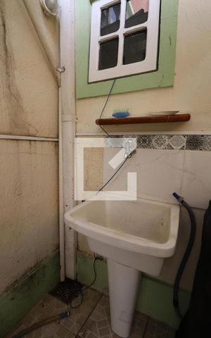 Casa de condomínio à venda com 175m², 4 quartos e 1 vagaÁrea de Serviço