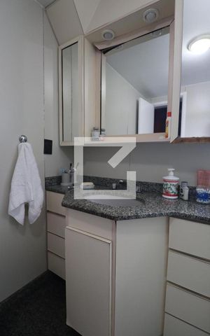 Casa de condomínio à venda com 175m², 4 quartos e 1 vagaBanheiro 1