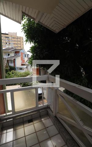 Casa de condomínio à venda com 175m², 4 quartos e 1 vagaVaranda do Quarto 1
