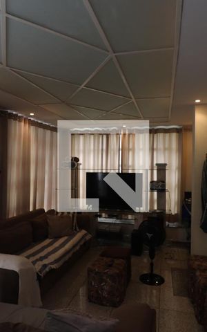 Casa de condomínio à venda com 175m², 4 quartos e 1 vagaSala