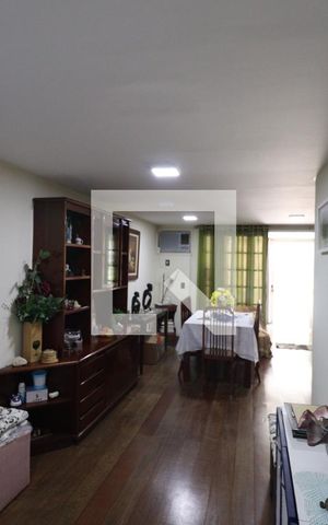 Casa de condomínio à venda com 175m², 4 quartos e 1 vagaSala 2