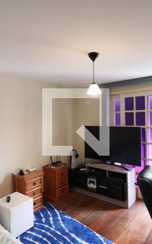 Casa de condomínio à venda com 175m², 4 quartos e 1 vagaQuarto 1