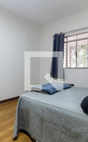 Casa para alugar com 320m², 3 quartos e 3 vagas Casa para alugar com 320m², 3 quartos e 3 vagasQuarto 2