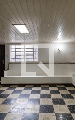 Casa para alugar com 320m², 3 quartos e 3 vagas Casa para alugar com 320m², 3 quartos e 3 vagasSala 2
