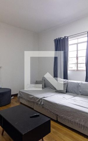 Casa para alugar com 320m², 3 quartos e 3 vagas Casa para alugar com 320m², 3 quartos e 3 vagasSala