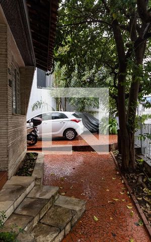 Casa para alugar com 320m², 3 quartos e 3 vagas Casa para alugar com 320m², 3 quartos e 3 vagasÁrea Externa