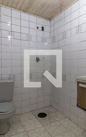 Casa para alugar com 320m², 3 quartos e 3 vagas Casa para alugar com 320m², 3 quartos e 3 vagasBanheiro do Salão