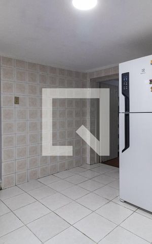 Casa para alugar com 320m², 3 quartos e 3 vagas Casa para alugar com 320m², 3 quartos e 3 vagasCozinha