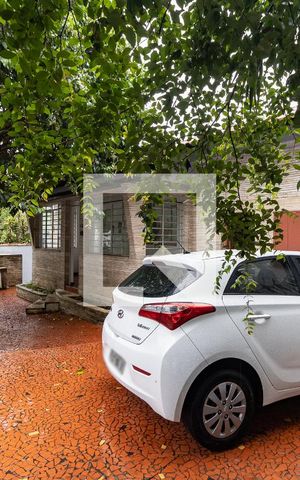 Casa para alugar com 320m², 3 quartos e 3 vagas Casa para alugar com 320m², 3 quartos e 3 vagasGaragem