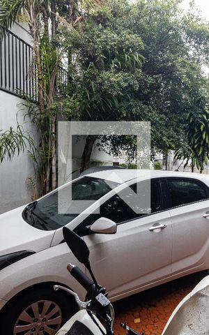 Casa para alugar com 320m², 3 quartos e 3 vagas Casa para alugar com 320m², 3 quartos e 3 vagasGaragem