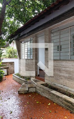 Casa para alugar com 320m², 3 quartos e 3 vagas Casa para alugar com 320m², 3 quartos e 3 vagasJardim