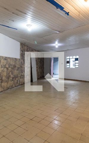 Casa para alugar com 320m², 3 quartos e 3 vagas Casa para alugar com 320m², 3 quartos e 3 vagasÁrea Externa