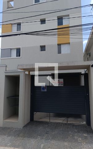 Apartamento à venda com 40m², 2 quartos e 1 vaga Apartamento à venda com 40m², 2 quartos e 1 vagaFachada