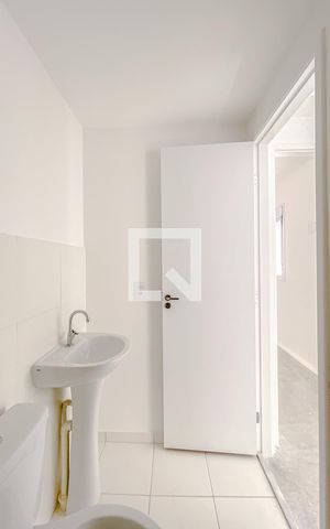 Apartamento para alugar com 35m², 2 quartos e sem vagaBanheiro
