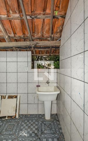 Casa para alugar com 100m², 2 quartos e 1 vagaÁrea de Serviço