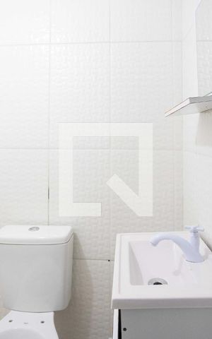 Casa para alugar com 54m², 1 quarto e sem vagaBanheiro