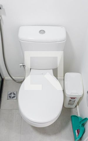 Apartamento para alugar com 55m², 2 quartos e sem vagaBanheiro