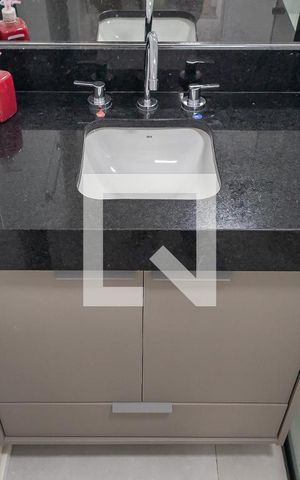 Apartamento para alugar com 55m², 2 quartos e sem vagaBanheiro