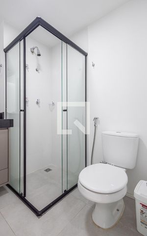 Apartamento para alugar com 55m², 2 quartos e sem vagaBanheiro