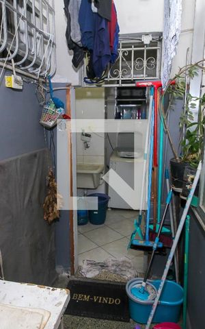 Apartamento à venda com 104m², 3 quartos e sem vaga Apartamento à venda com 104m², 3 quartos e sem vagaVaranda