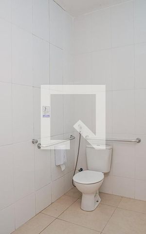 Casa para alugar com 250m², 3 quartos e 1 vagaBanheiro