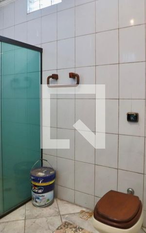 Casa à venda com 300m², 6 quartos e 2 vagas Casa à venda com 300m², 6 quartos e 2 vagasBanheiro Quarto 6