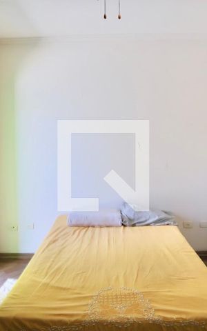 Casa à venda com 300m², 6 quartos e 2 vagas Casa à venda com 300m², 6 quartos e 2 vagasQuarto 3