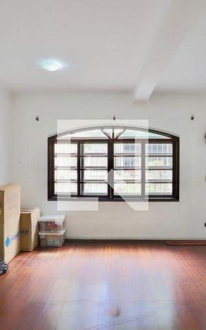 Casa à venda com 300m², 6 quartos e 2 vagas Casa à venda com 300m², 6 quartos e 2 vagasSala 3