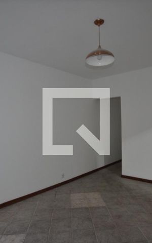 Apartamento para alugar com 87m², 2 quartos e 1 vagaSala