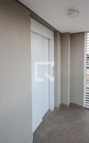 Apartamento à venda com 45m², 1 quarto e sem vaga Apartamento à venda com 45m², 1 quarto e sem vagaCorredor externo